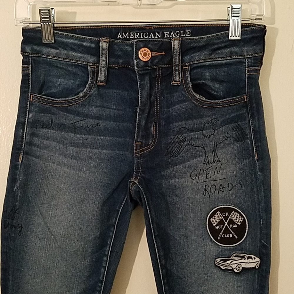American Eagle jeggings size 2 skinny distressed